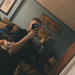 Meet your Posher, Yordy manuel